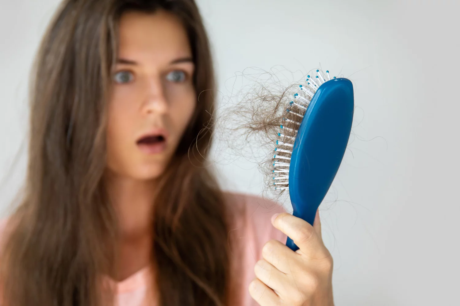 Időszakos hajhullás – okozhatja stressz vagy tápanyaghiány?