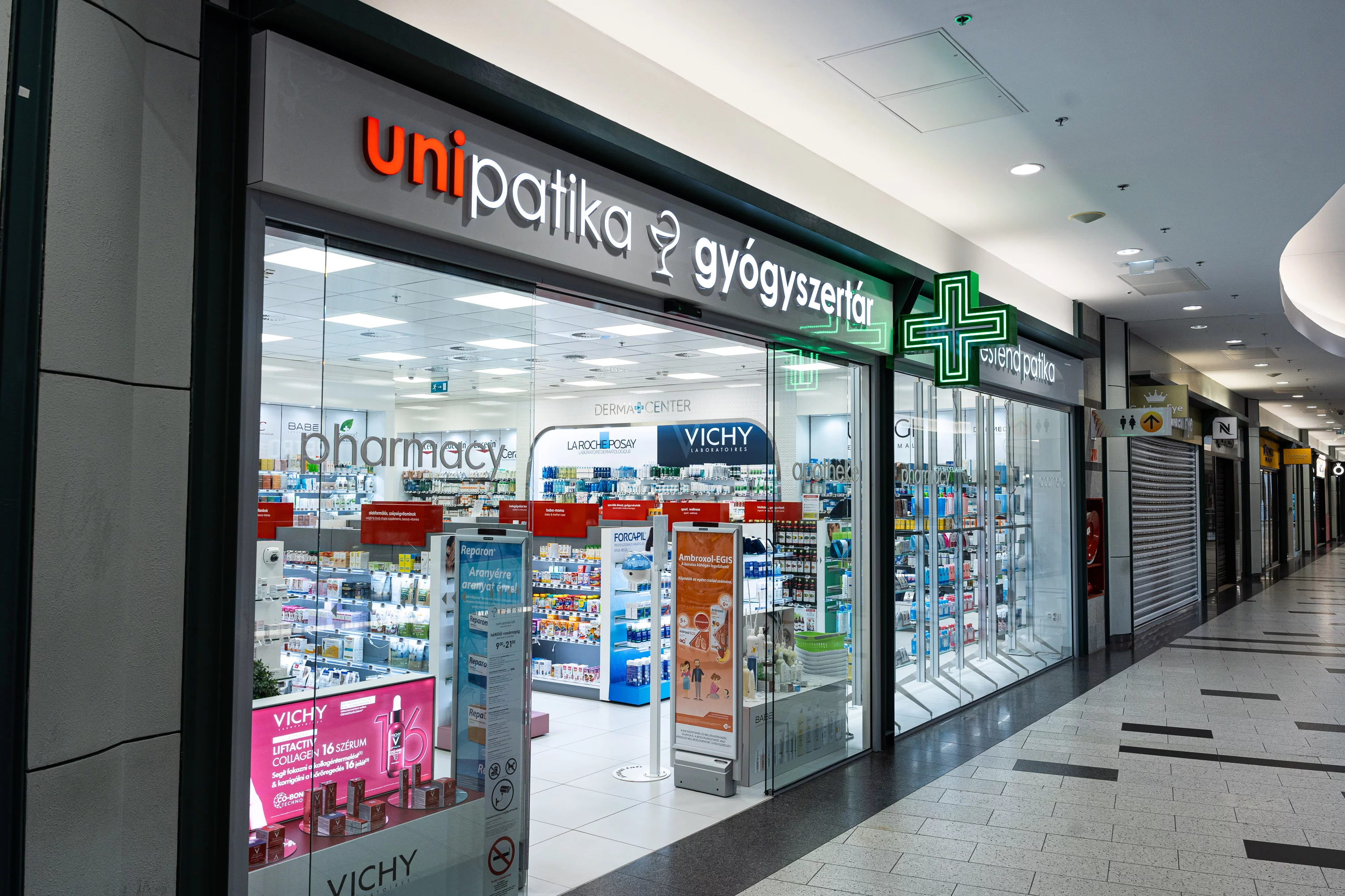 Unipatika Westend Gyógyszertár